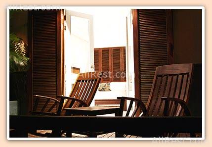 Iyara Beach Hotel & Plaza 3